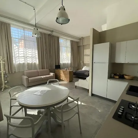 Tretre Apartment *